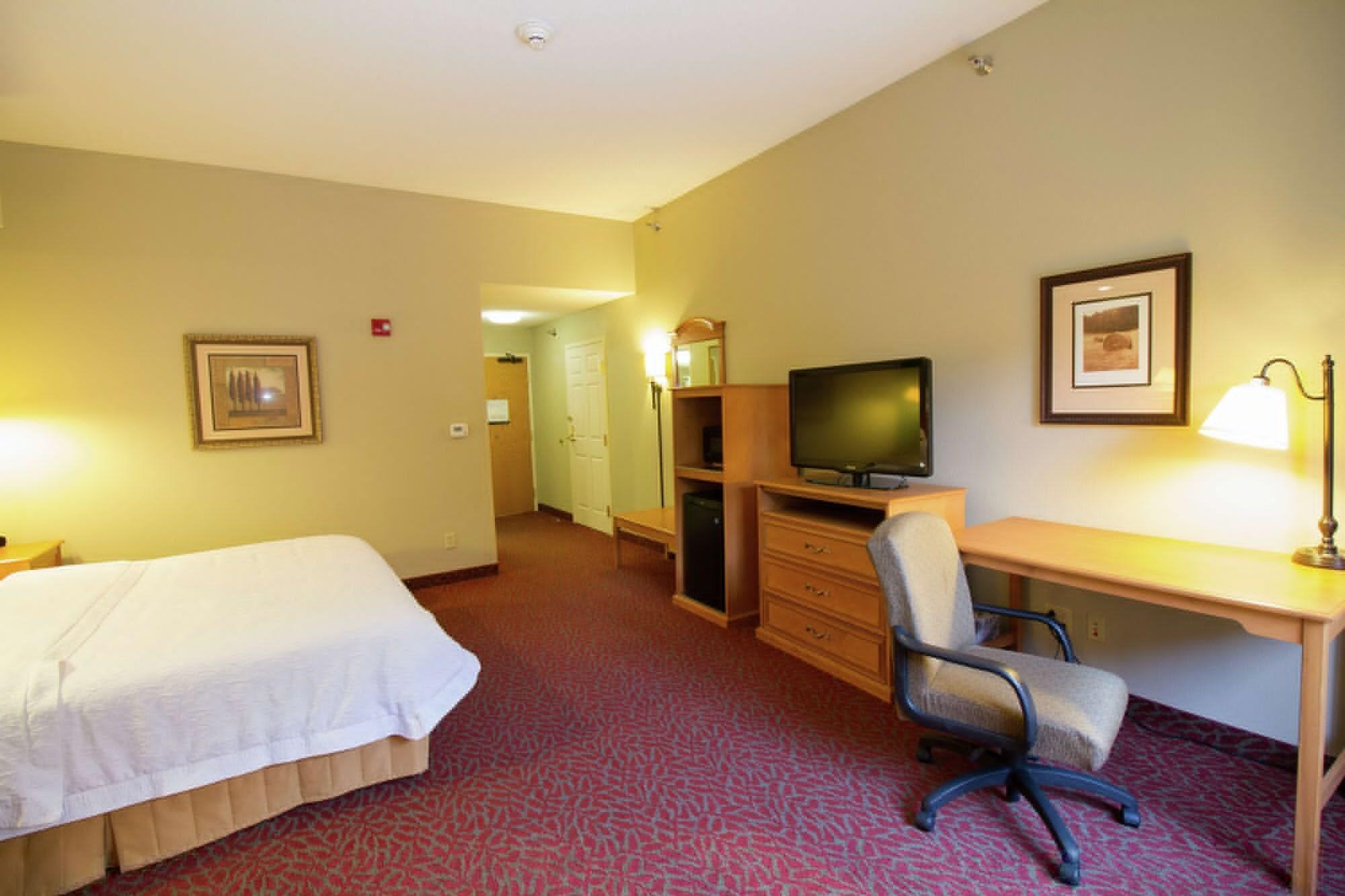 Hampton Inn Норфолк Экстерьер фото